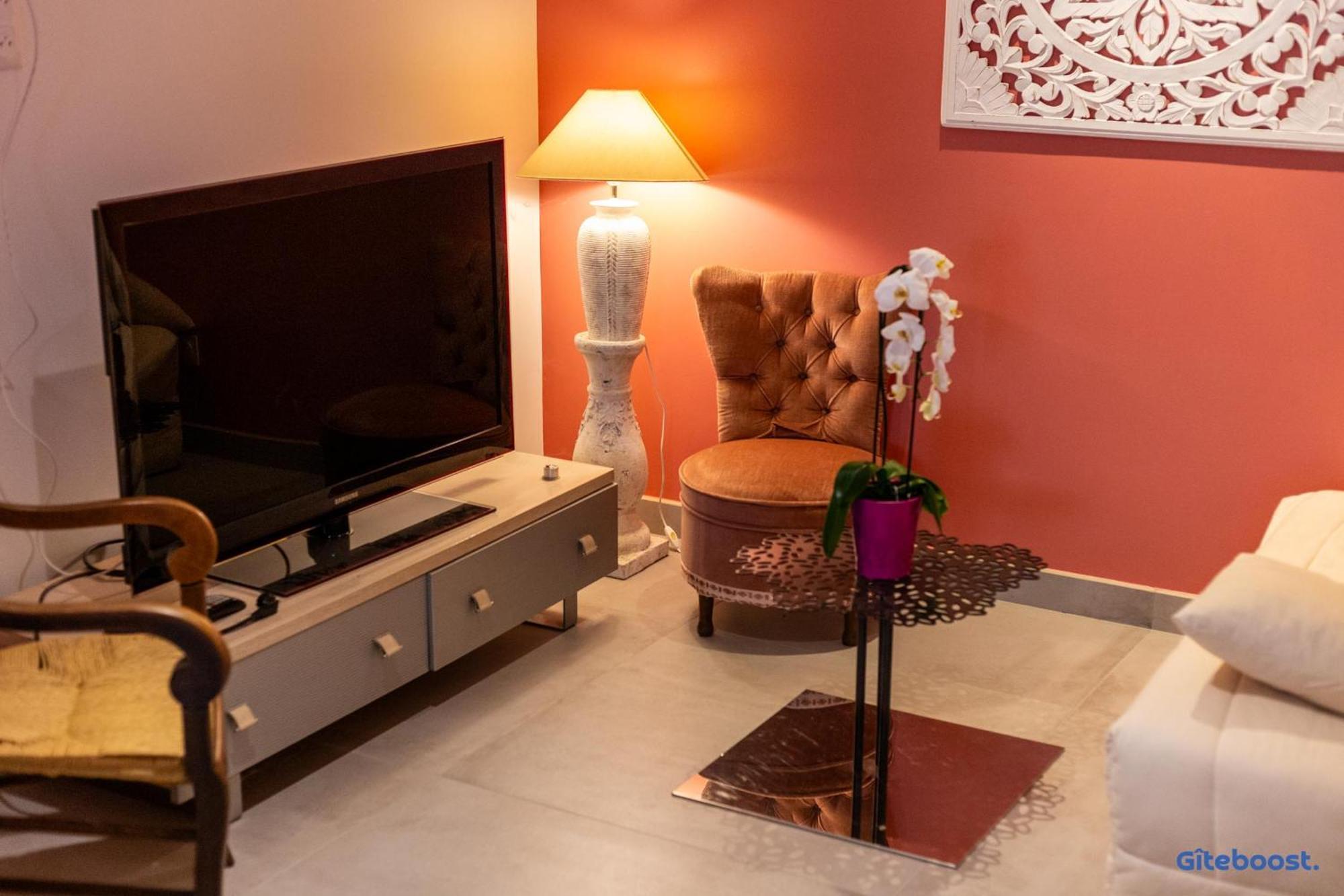 Le Val Des Sens Hotel Chatte Екстериор снимка
